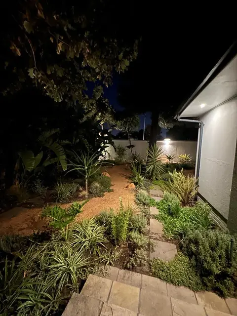 Modern Indigenous — Blended — view 13