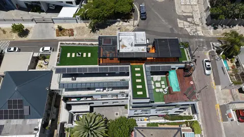 TriBeCa Style Rooftop Garden — view 2