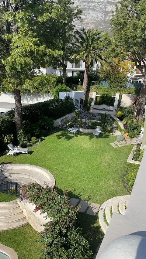 French Villa — view 15